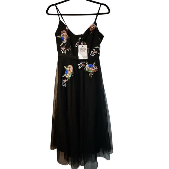 NWT - Little Mistress Petite Black Floral Dress - US Size 2 - Picture 2 of 13